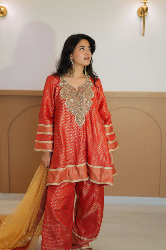Crimson Noor Set