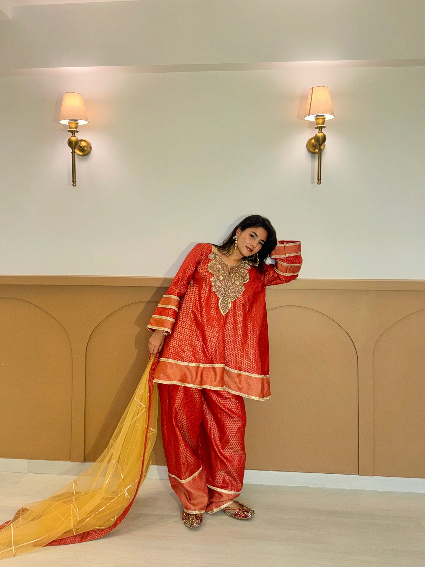 Crimson Noor Set