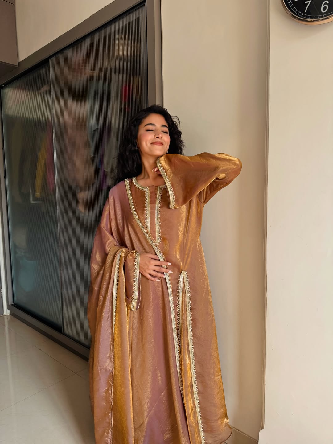 Golden Aura Set