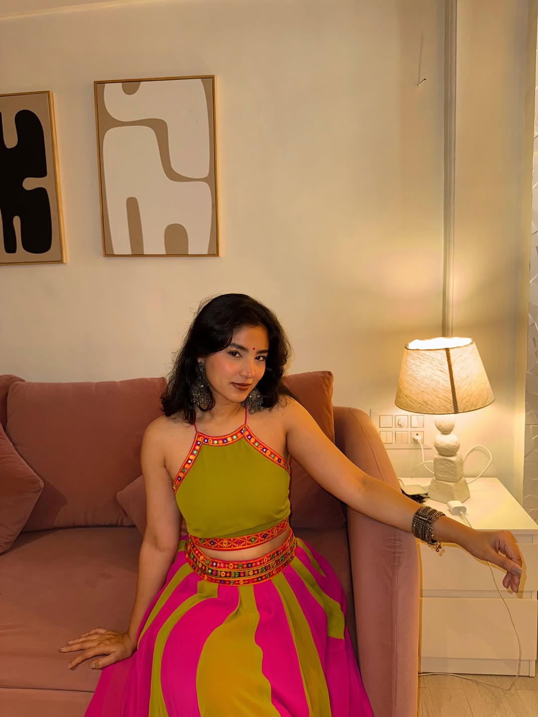 Gulaabi Hari Lehenga