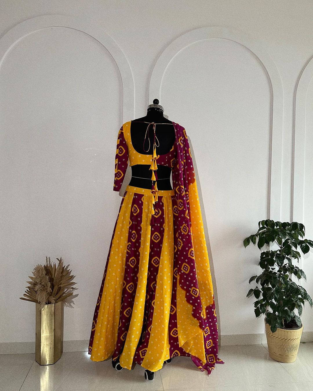 Yellow Bandhani lehenga