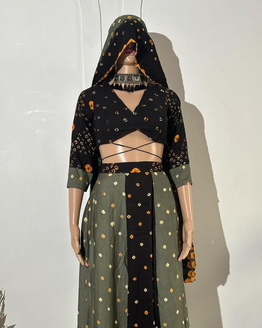 Ready-to-wear saree with belt – Label Tasos