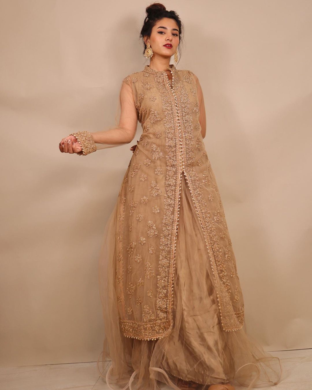 3 Piece Dusty Brown Gown set Label Tasos 3 Piece Dusty Brown Gown set Label Tasos